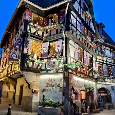 March&eacute; de No&euml;l Alsacien